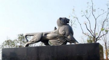 公园抽象狮子动物铜雕