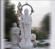 立式地藏菩萨雕像