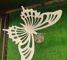 不锈钢镂空艺术蝴蝶雕塑