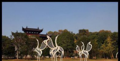 公园不锈钢抽象仙鹤动物雕塑