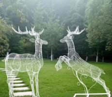 公园不锈钢发光镂空鹿雕塑