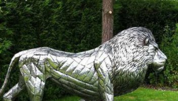 不锈钢狮子动物雕塑