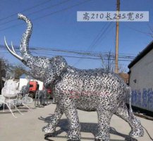 不锈钢镂空大象造型雕塑