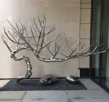 不锈钢现代树雕塑