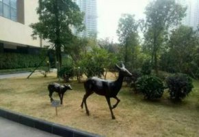 母子鹿铜雕-商场美陈玻璃钢雕塑