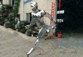 不锈钢抽象跑步人物雕塑