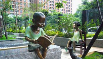 看书小孩公园人物铜雕