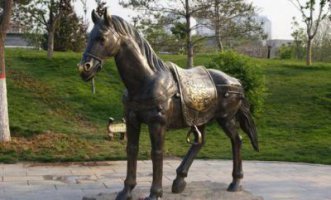 公园铸铜马-三门历史名人雕塑公园
