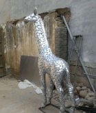 不锈钢创意长颈鹿雕塑