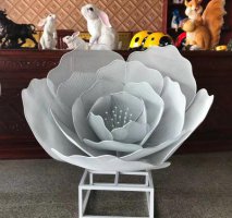 不锈钢花朵景观雕塑