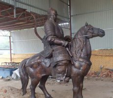 人骑马人物铜雕 