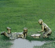 公园下棋儿童人物铜雕