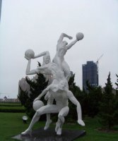 打篮球的抽象人物公园不锈钢雕塑