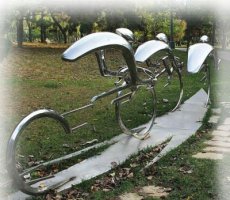 公园不锈钢骑车比赛人物运动雕塑