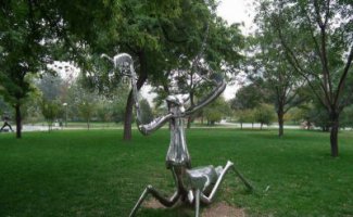 不锈钢螳螂动物雕塑