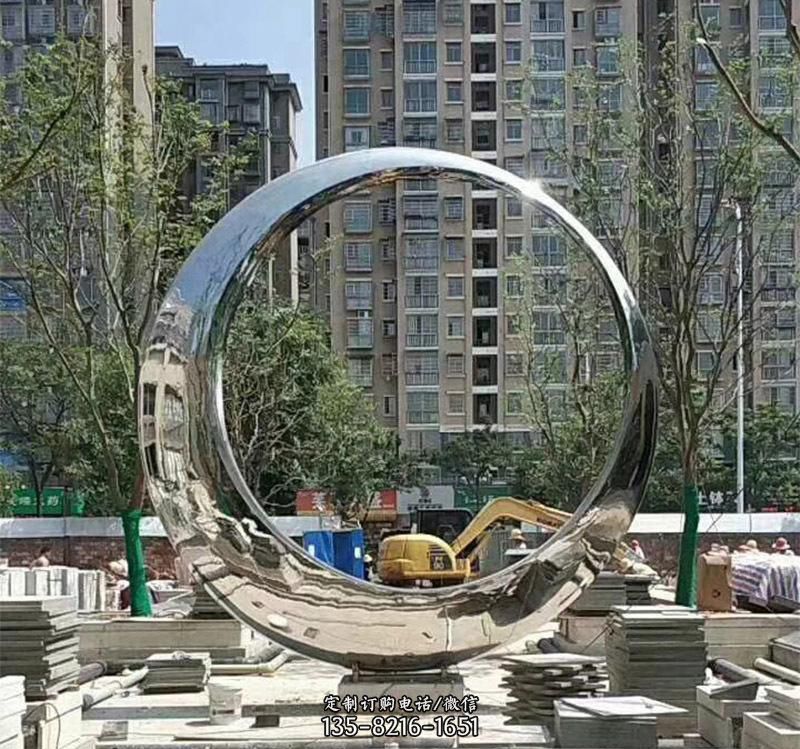 不锈钢艺术圆环雕塑