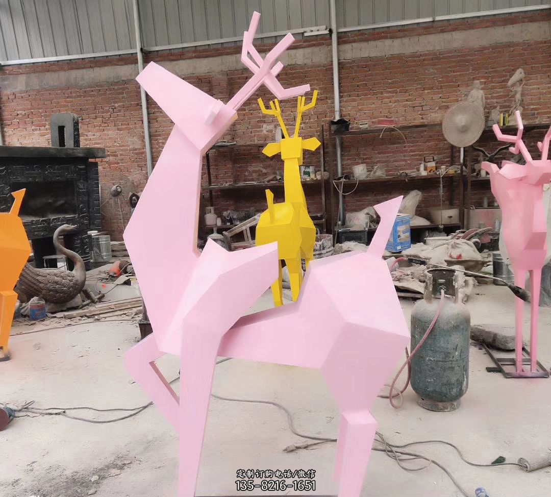 不锈钢彩绘小鹿雕塑2
