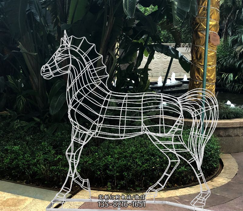 镂空不锈钢马造型雕塑