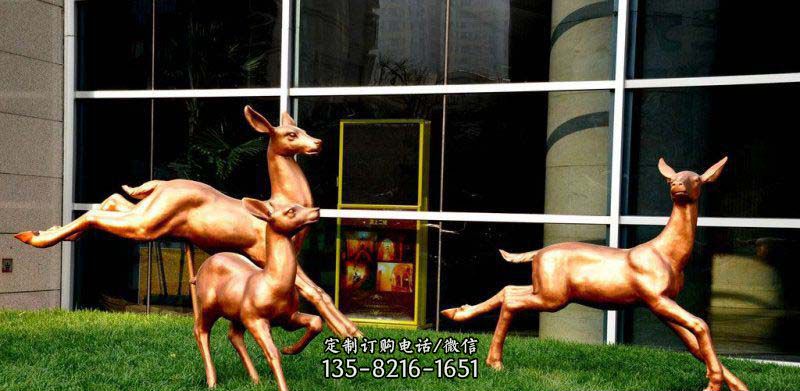公园奔跑的小鹿动物铜雕