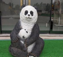 玻璃钢母子熊猫雕塑