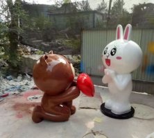 玻璃钢卡通熊猫雕塑公园卡通动物雕塑