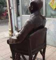 毛主席坐式伟人铜雕