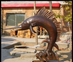 公园剑鱼动物铜雕