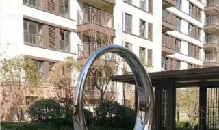小区不锈钢镜面圆环雕塑 