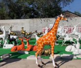 玻璃钢彩绘长颈鹿雕塑公园园林仿真动物雕塑 