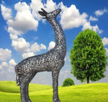 不锈钢公园镂空长颈鹿雕塑