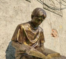 铜雕户外读书人物雕塑