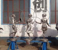 不锈钢自由操运动雕塑