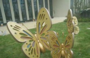 不锈钢镂空雕刻蝴蝶雕塑