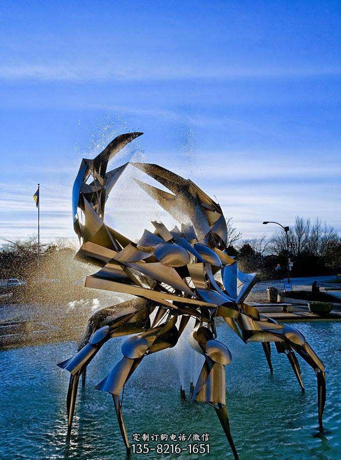 广场不锈钢抽象螃蟹喷泉雕塑