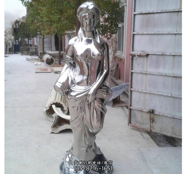 不锈钢镜面西方人物雕塑
