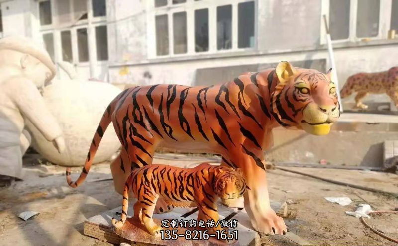 街道动物老虎雕塑加工图片大全