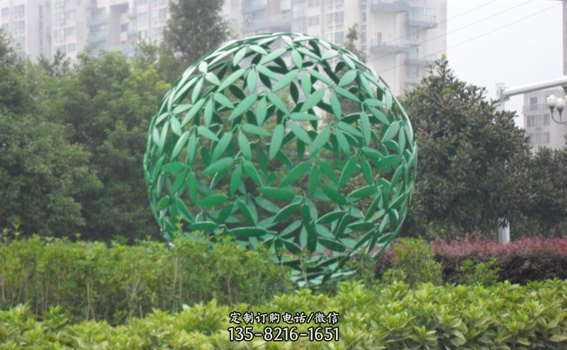 不锈钢球形抽象雕塑