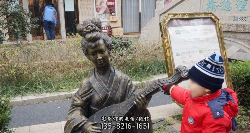 街边弹琵琶的古代美女人物景观铜雕