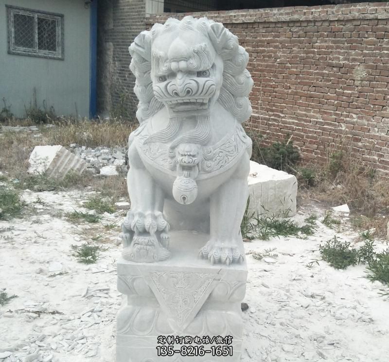 北京看门狮子石雕图片
