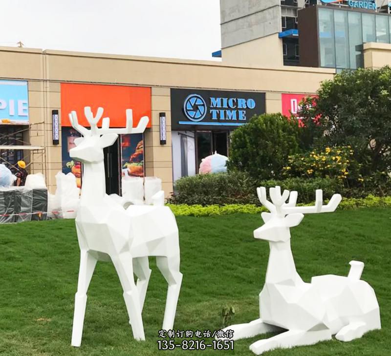 不锈钢几何动物小鹿雕塑