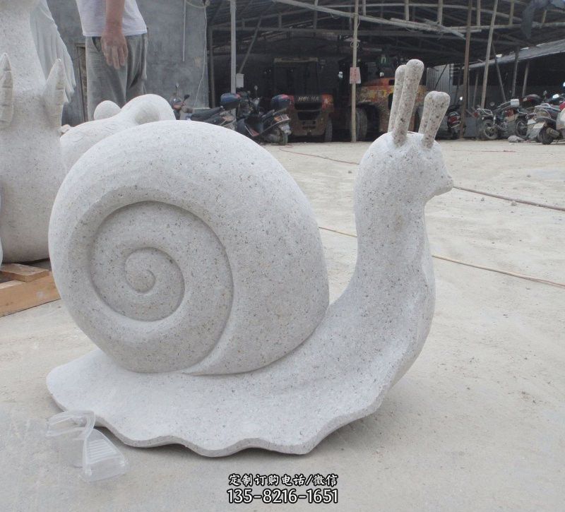 大理石公园蜗牛雕塑