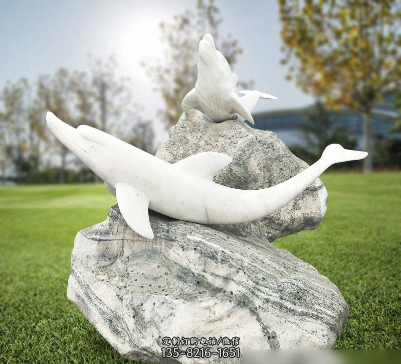 公园草白玉海豚石雕图片
