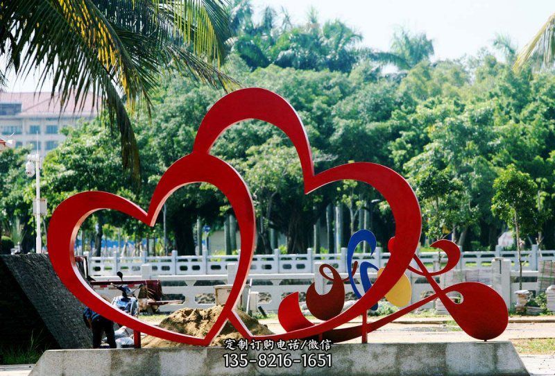 不銹鋼公園心心相印心形雕塑