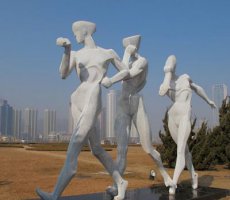 公园不锈钢竞走运动雕塑2