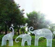 不锈钢镂空大象雕塑1