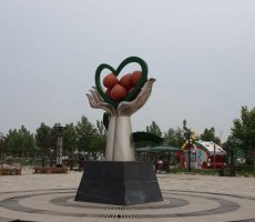 公园不锈钢草莓雕塑