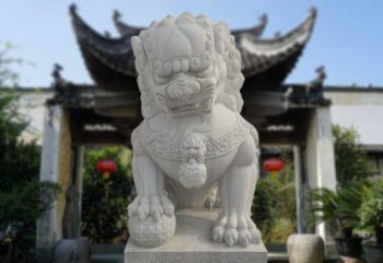 耗費(fèi)200萬(wàn)雕刻的“巨獅子”,曾說(shuō)少了1000萬(wàn)不賣,如今成了廢品