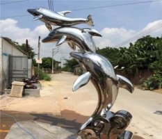 公园不锈钢跳跃玩球的海豚雕塑