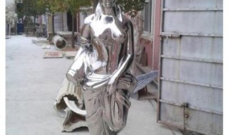 不锈钢镜面西方人物雕塑