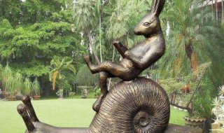 公园蜗牛兔子动物铜雕